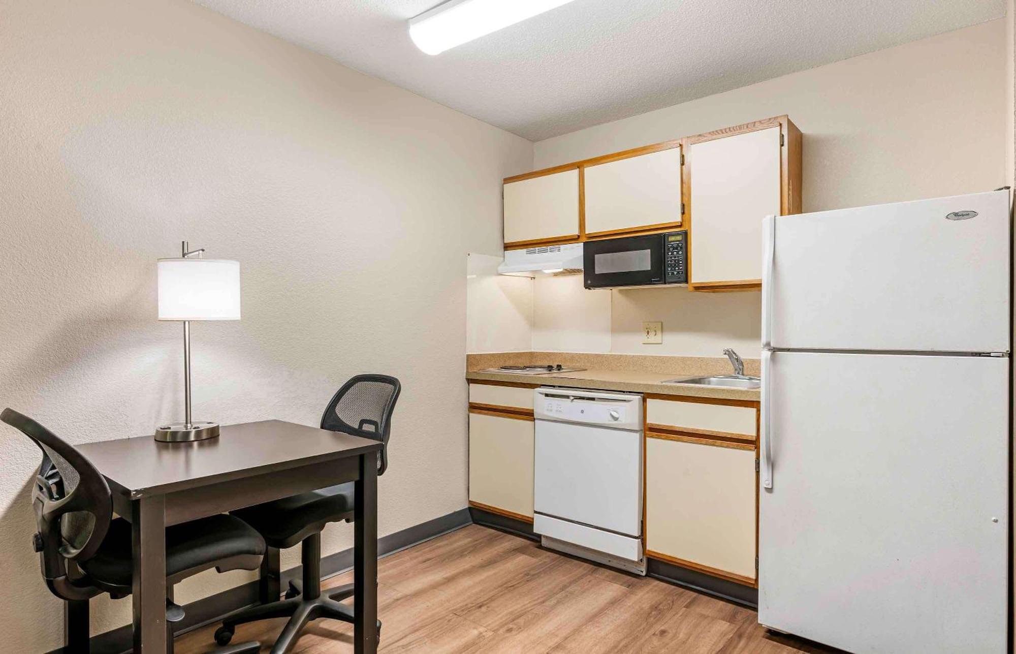 Extended Stay America Suites - Cincinnati - Blue Ash - Reed Hartman Exterior foto